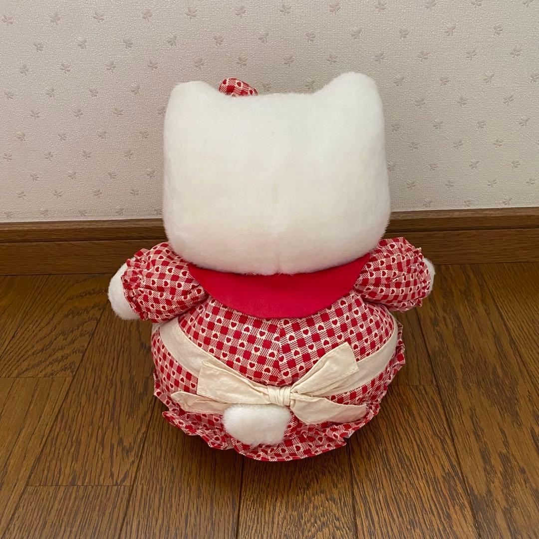 【レトロ】ハローキティ ハートエプロンドレスぬいぐるみ