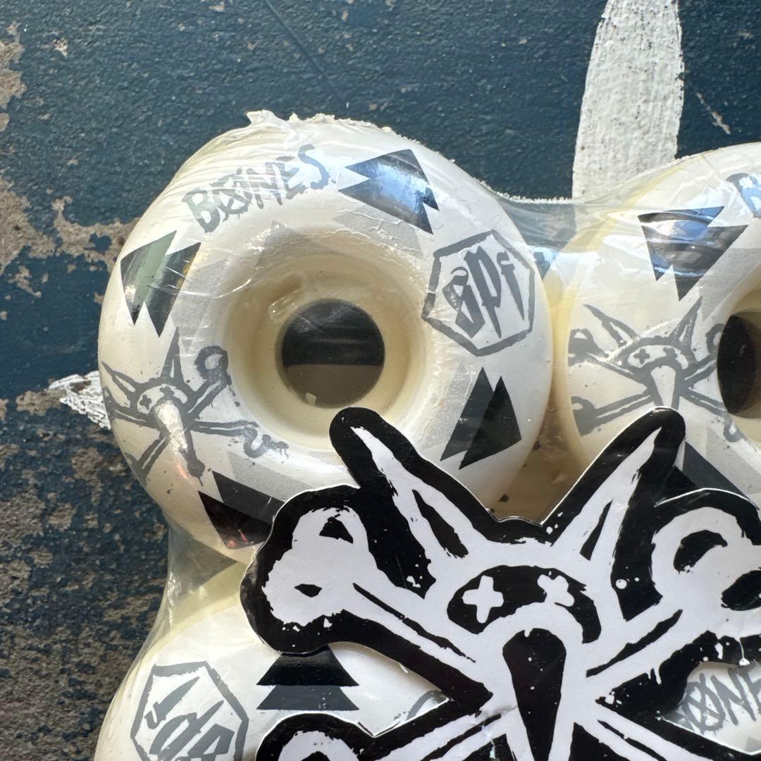 Bones Skatepark 60mm84B スケボーウィール4個入り