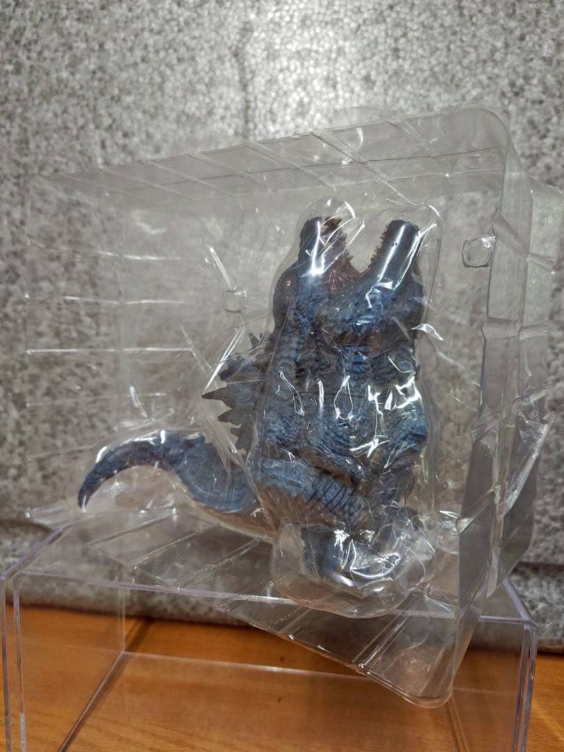 デフォリアル　ゴジラ(2019)開封品 　LED発光ミスト噴射機能付