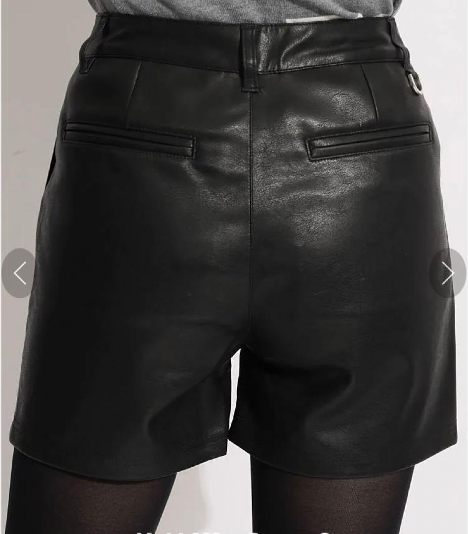 値下げ！新品！レディース フェイクレザー ゴルフショートパンツ 黒 Mサイズ