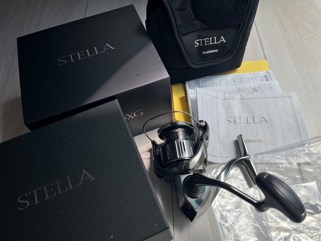 SHIMANO 22STELLA C3000XG スピニングリール シマノ