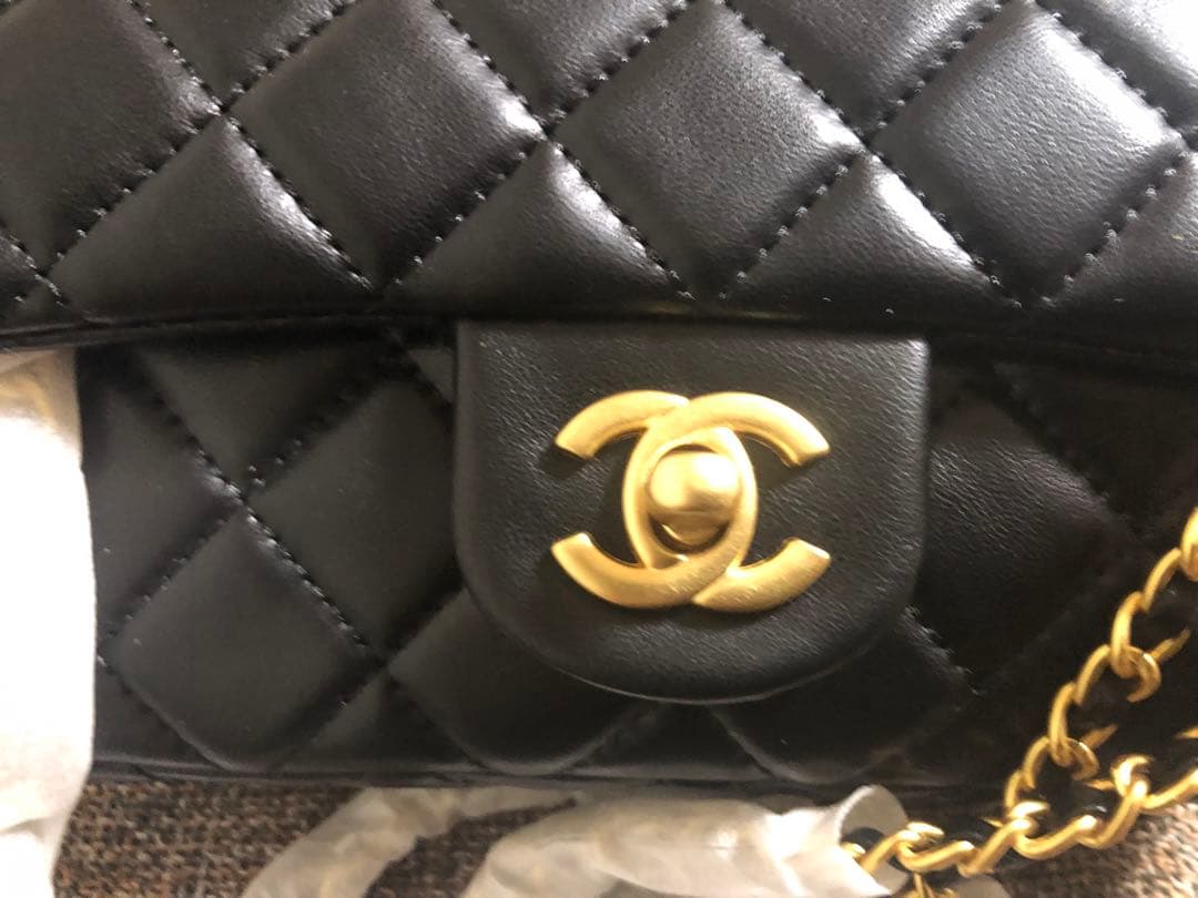 CHANEL ノベルティ キャビアスキン ショルダーバッグ ブラック ゴールド