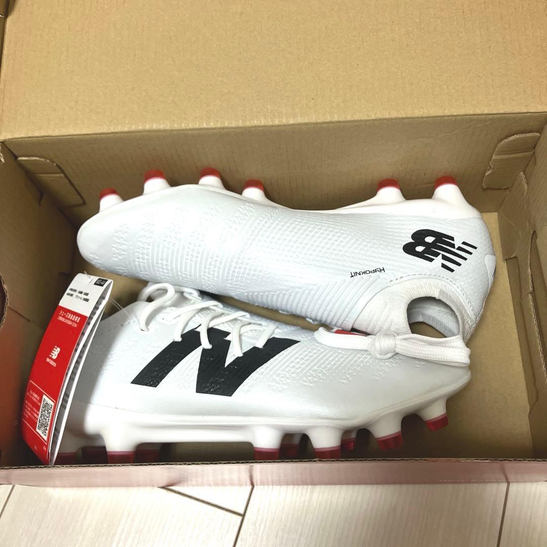 25cm 新品　ニューバランス　スパイク　白　サッカー　ホワイト