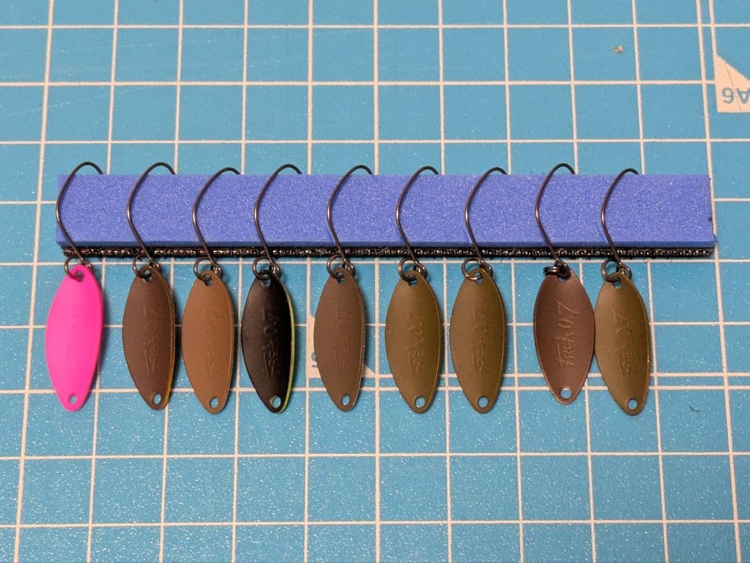 KHOR フレア 0.7g　9色セット