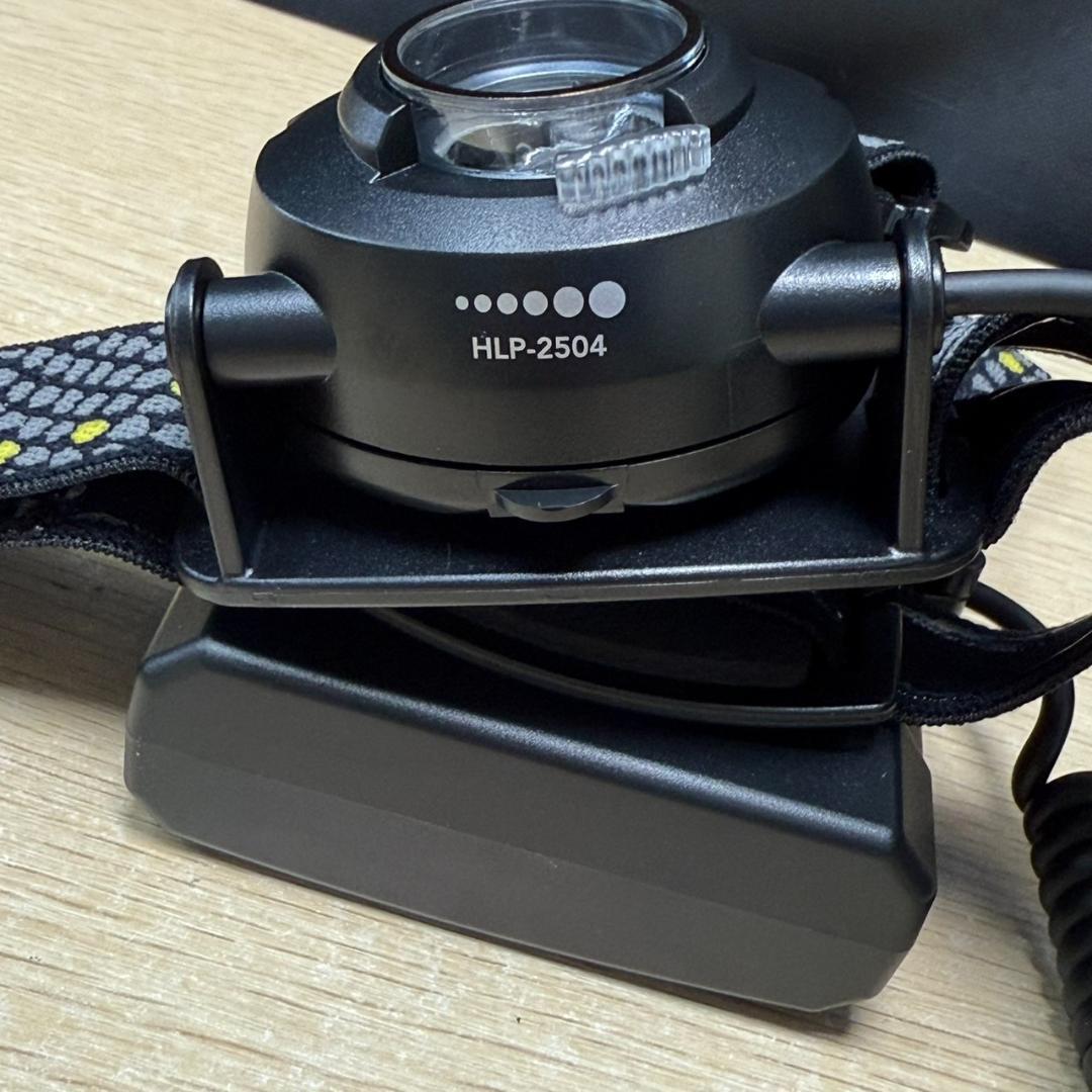 ★未使用　ジェントス　LEDヘッドライト　ヘッドウォーズ　HLP-2504