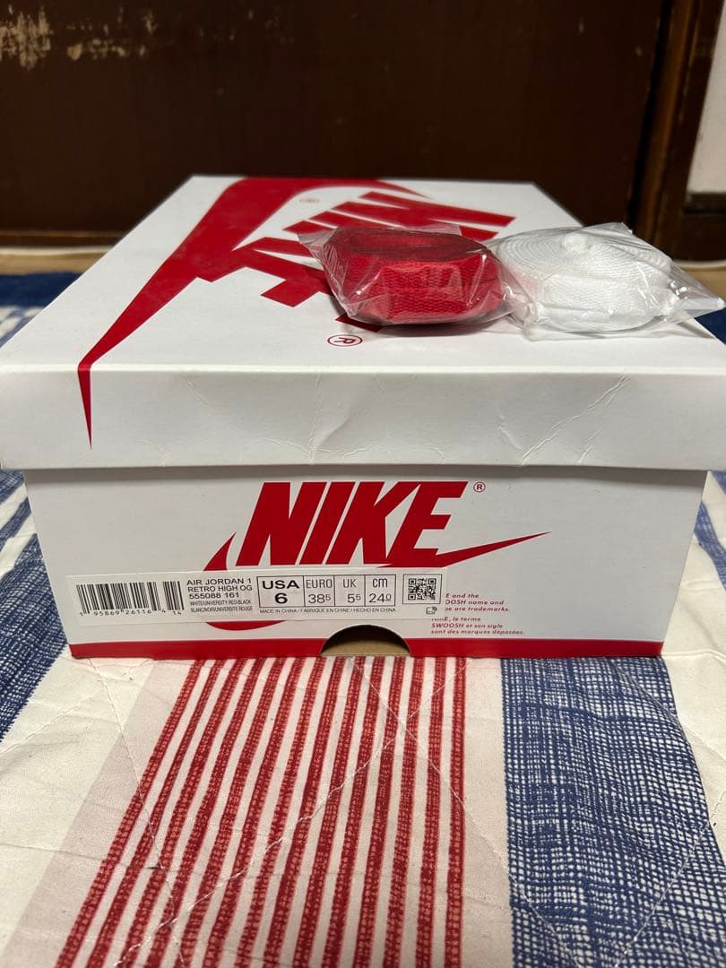 NIKE Air Jordan 1 retro high OG レッド/ホワイト