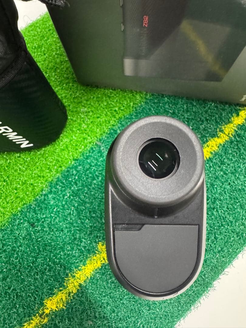 GARMIN Approach Z82 ゴルフ用距離計