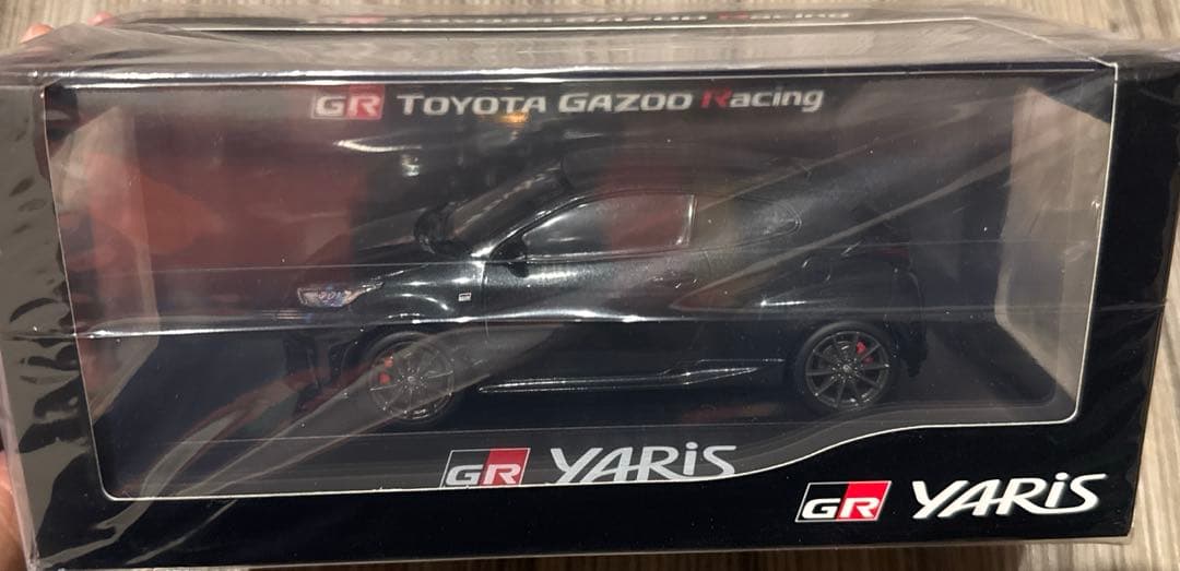 トヨタ GR Yaris ミニカー 1/30スケール プレシャスブラックパール