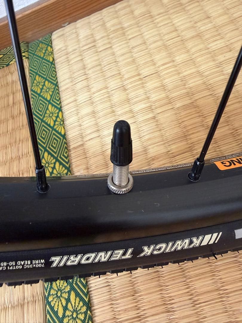 自転車タイヤ