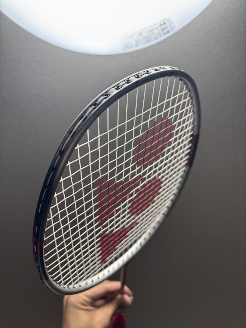 【毎日100円値下げ】YONEX チタン7 バドミントンラケット　3UG4