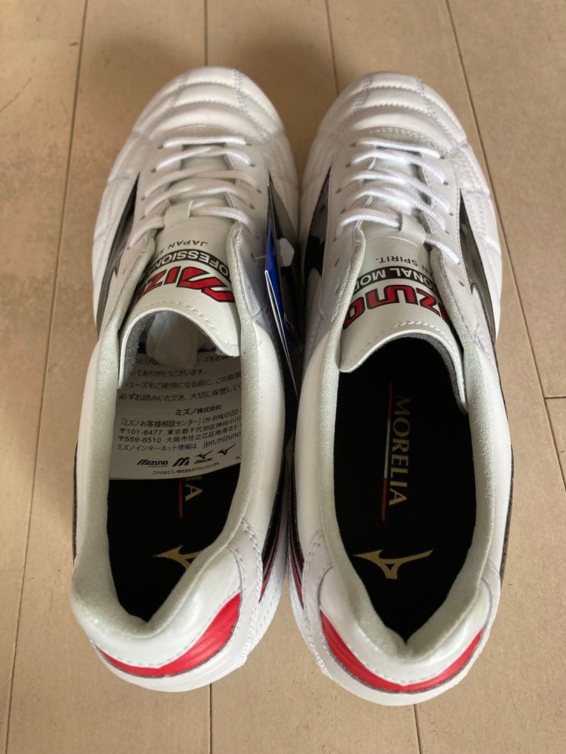 モレリア2ジャパン　クロスステッチ　白　26.5㎝　新品。