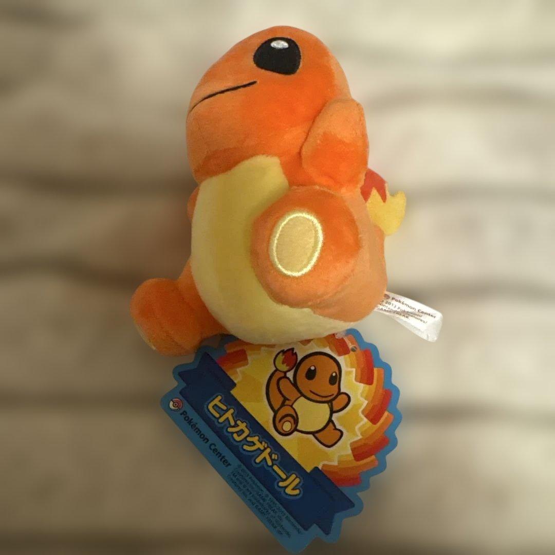 ポケモンセンター　ヒトカゲ　 ぬいぐるみ　ポケドール