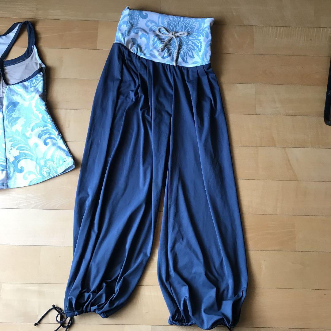 リアルストーン　ヨガウエア　トップス　パンツ　セット