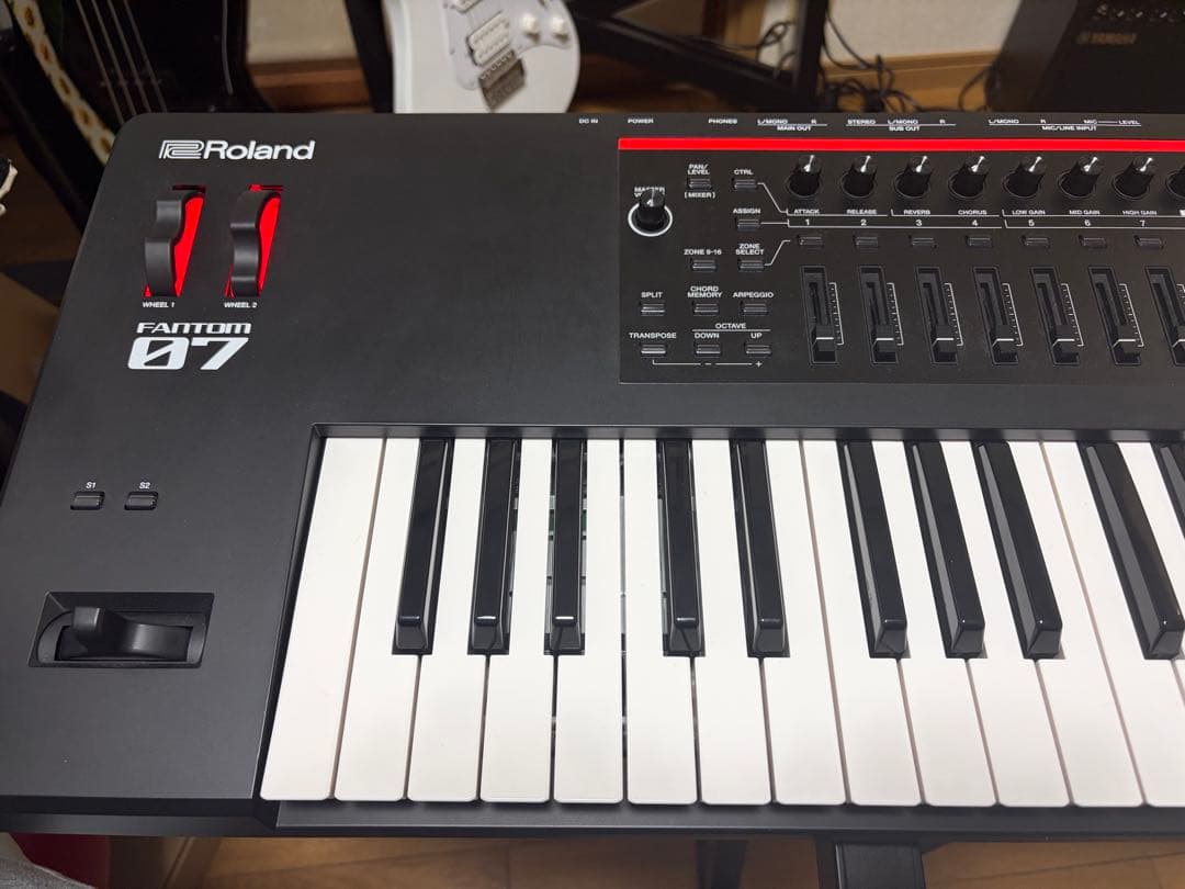 鍵盤楽器 Roland FANTOM 07