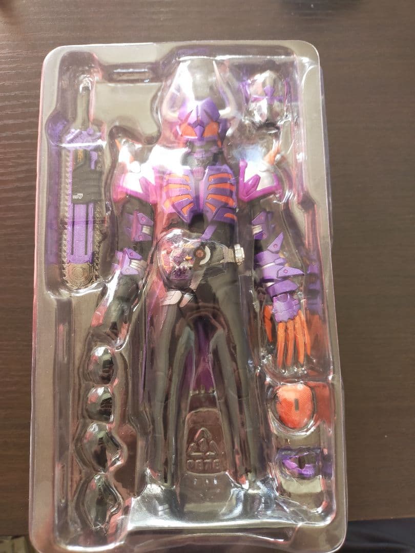 SHフィギュアーツ　仮面ライダーバッファ　ゾンビフォーム