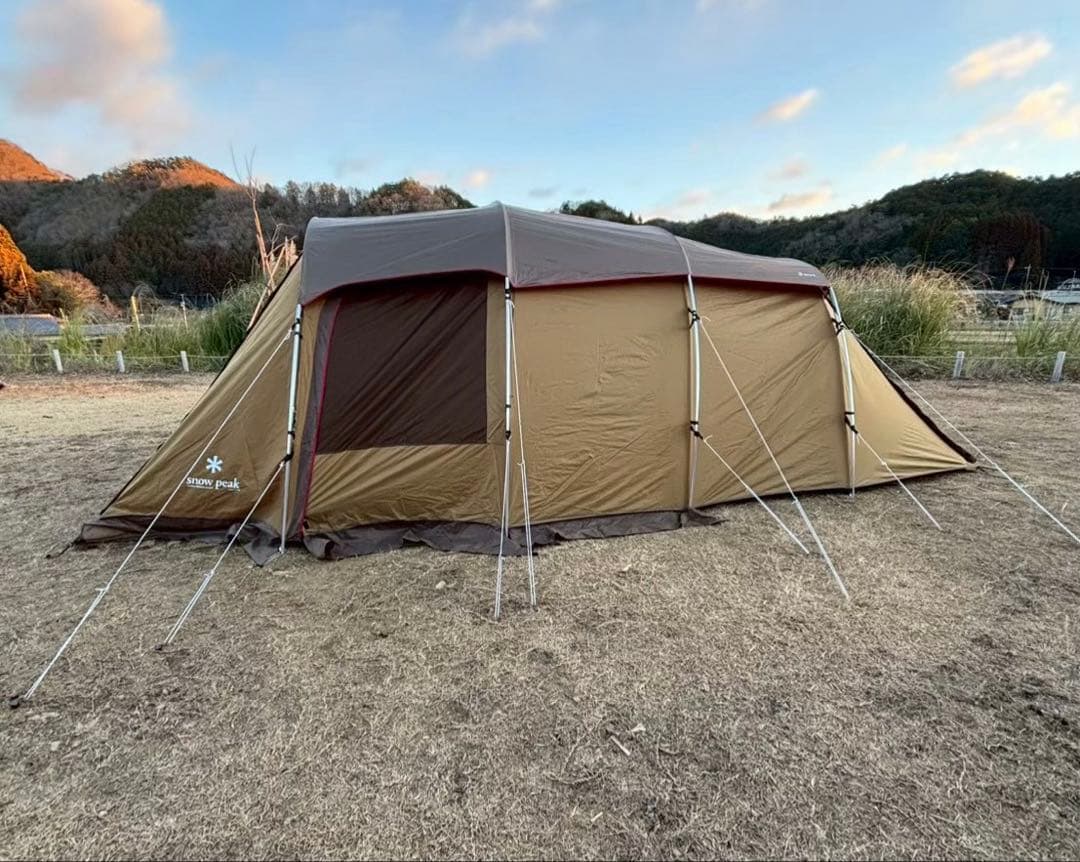 【大幅値引実施中】 peakエルフィールド2ルームテント 専用マット付