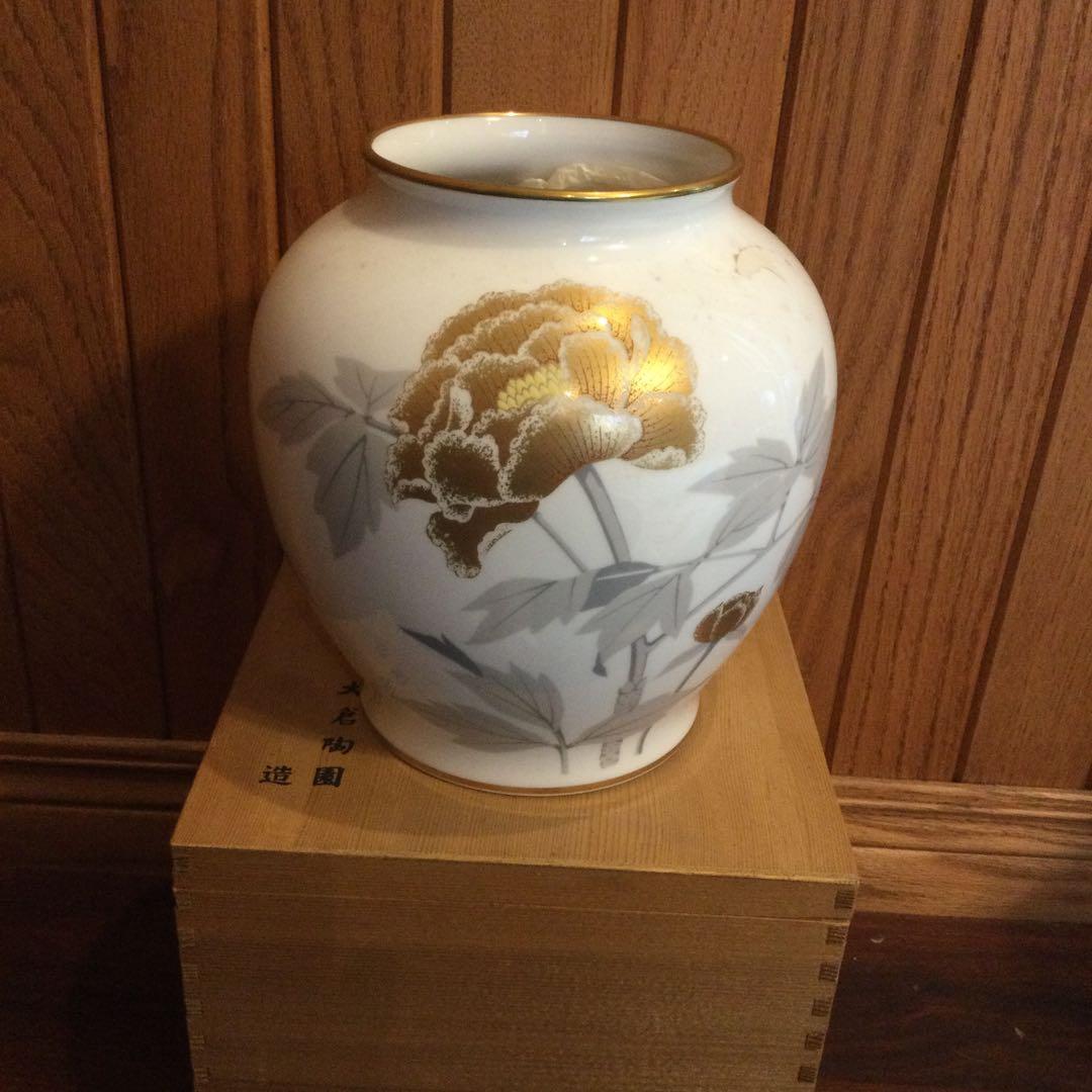 大倉陶園の花瓶、新品箱付き