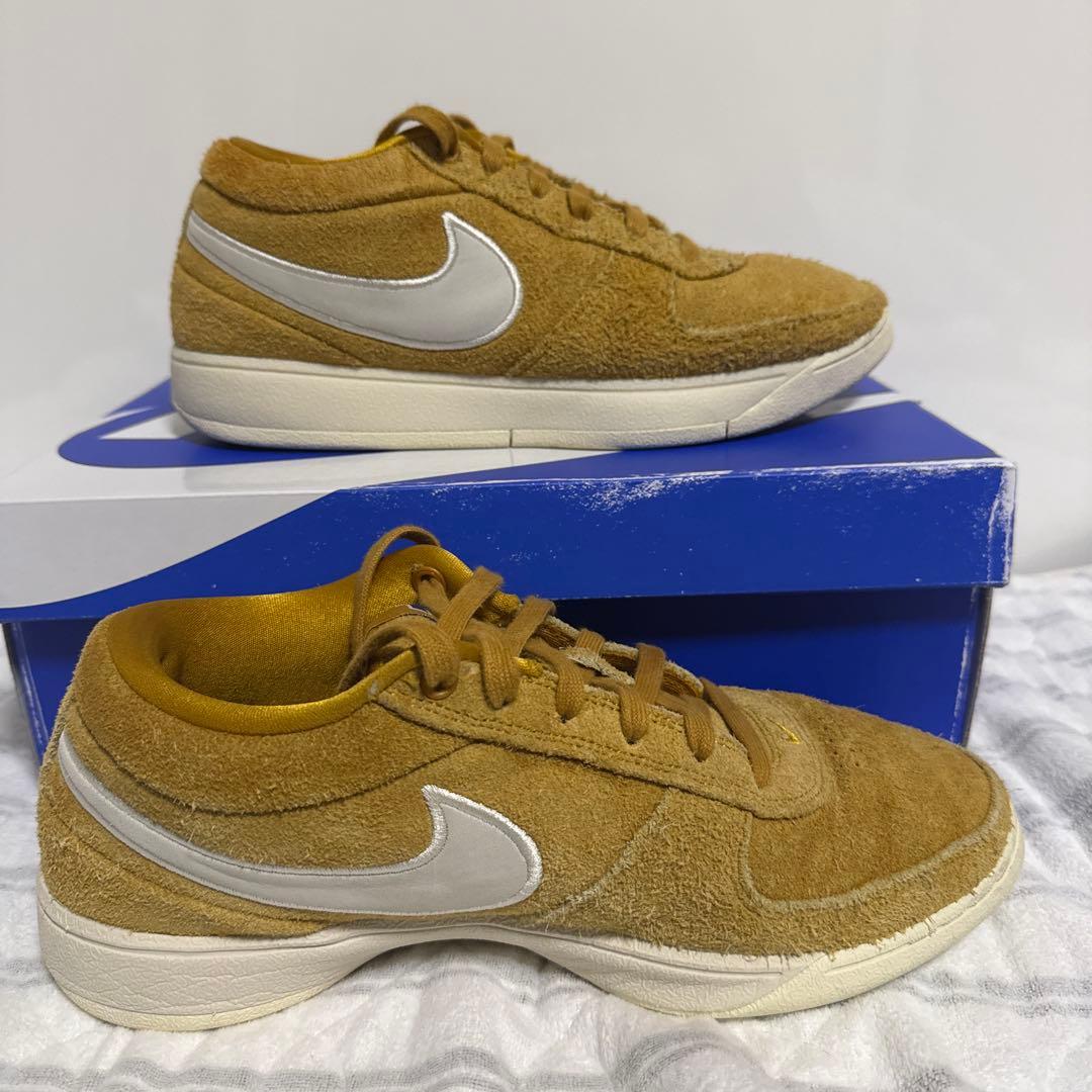 NIKE BOOK 1　ナイキ ブック1 海外限定book1 Gold Leaf