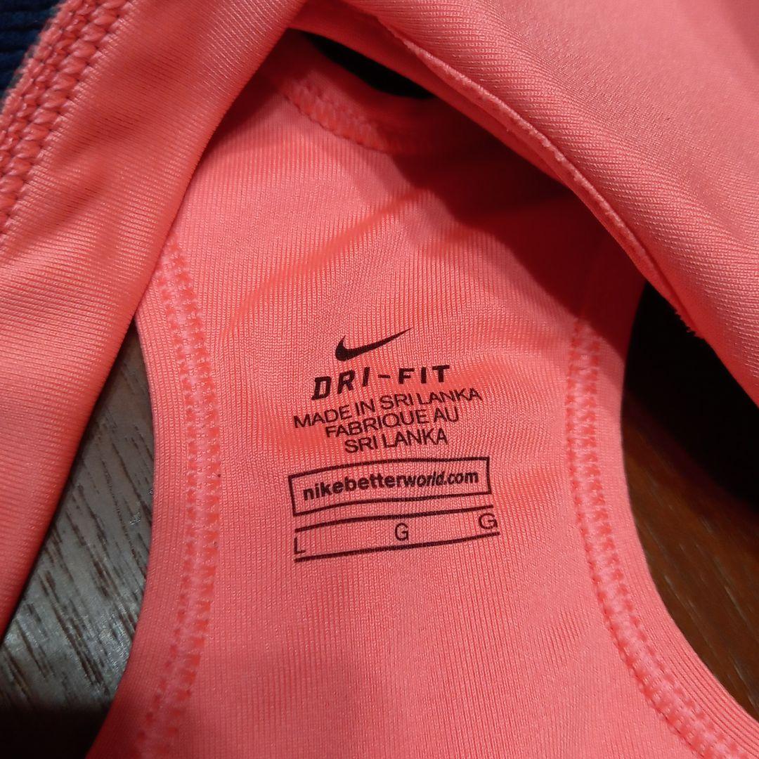 美品　ナイキ NIKE エクササイズウェア