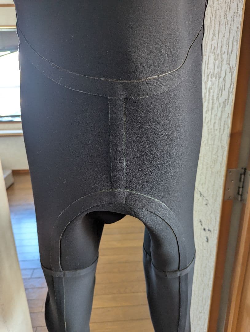 RASH 程度良好ドライスーツ メンズMサイズ ブラック