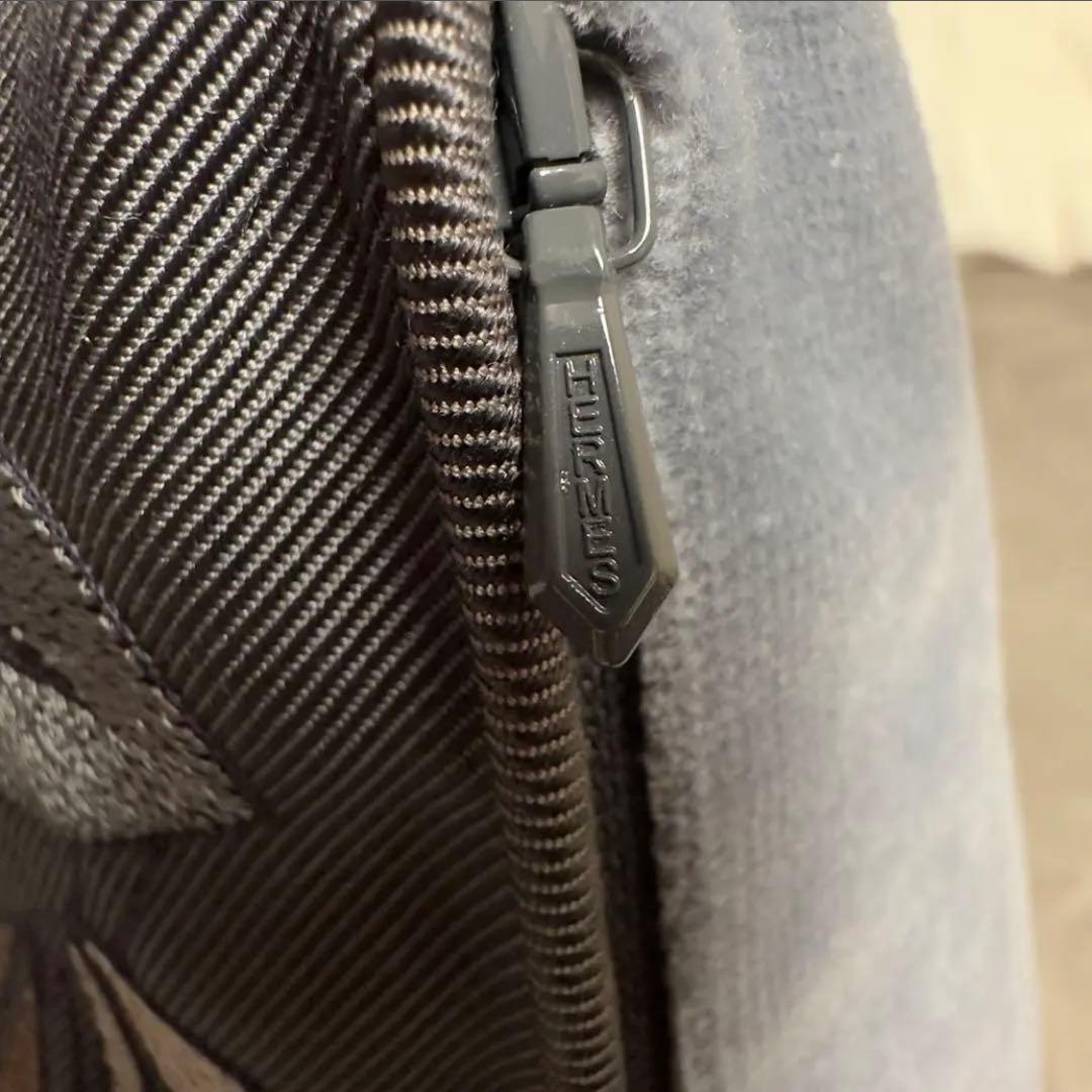 未使用 HERMES エルメス クッション 刺繍デザイン