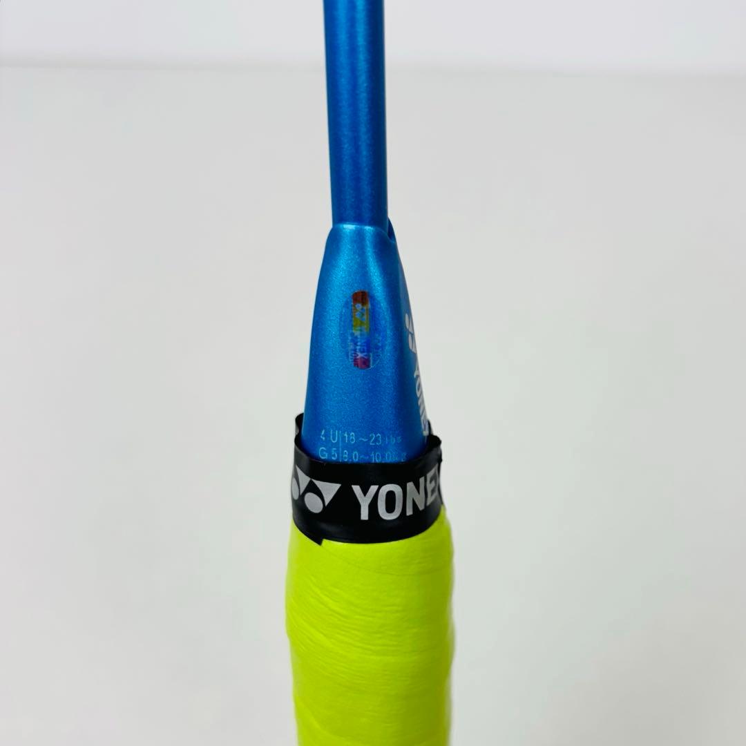 極美品✨ YONEXバドミントンラケット　アークセイバー3 ARCSABER 3