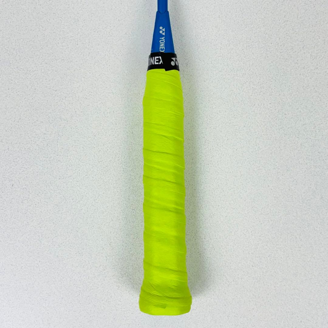 極美品✨ YONEXバドミントンラケット　アークセイバー3 ARCSABER 3