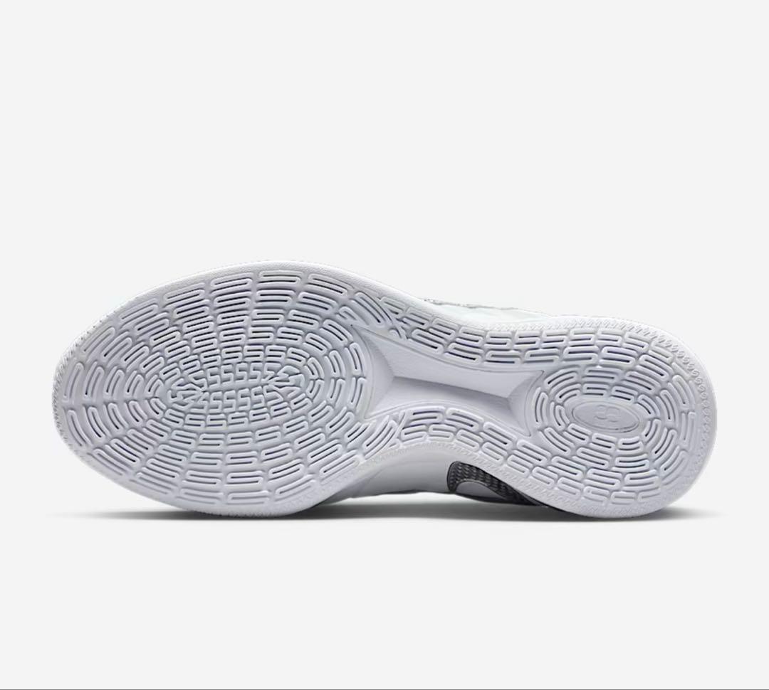 サブリナ3 Nike バスケットボールシューズ ホワイト