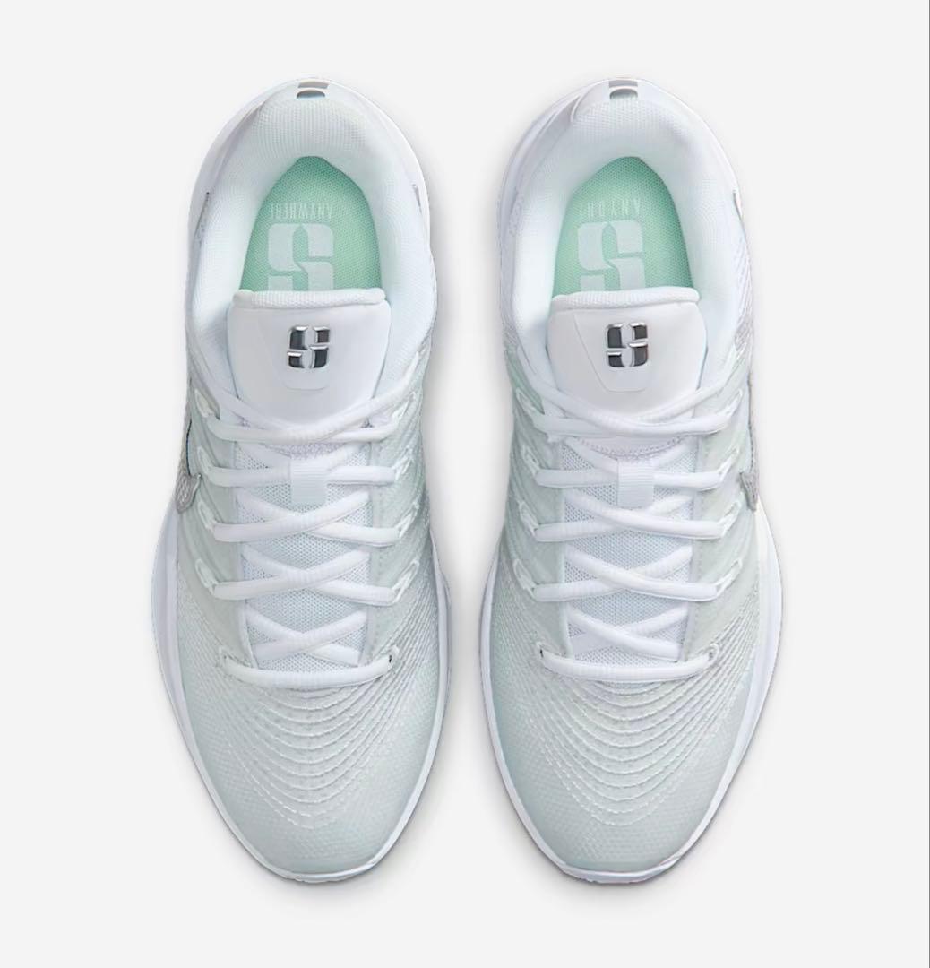 サブリナ3 Nike バスケットボールシューズ ホワイト