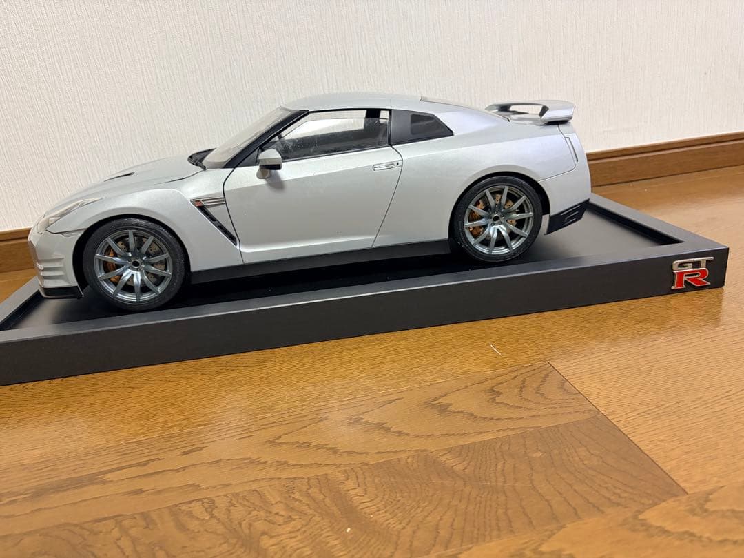 Nissan GT-R シルバー ディアゴスティーニ　完成品