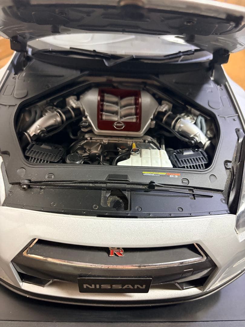 Nissan GT-R シルバー ディアゴスティーニ　完成品