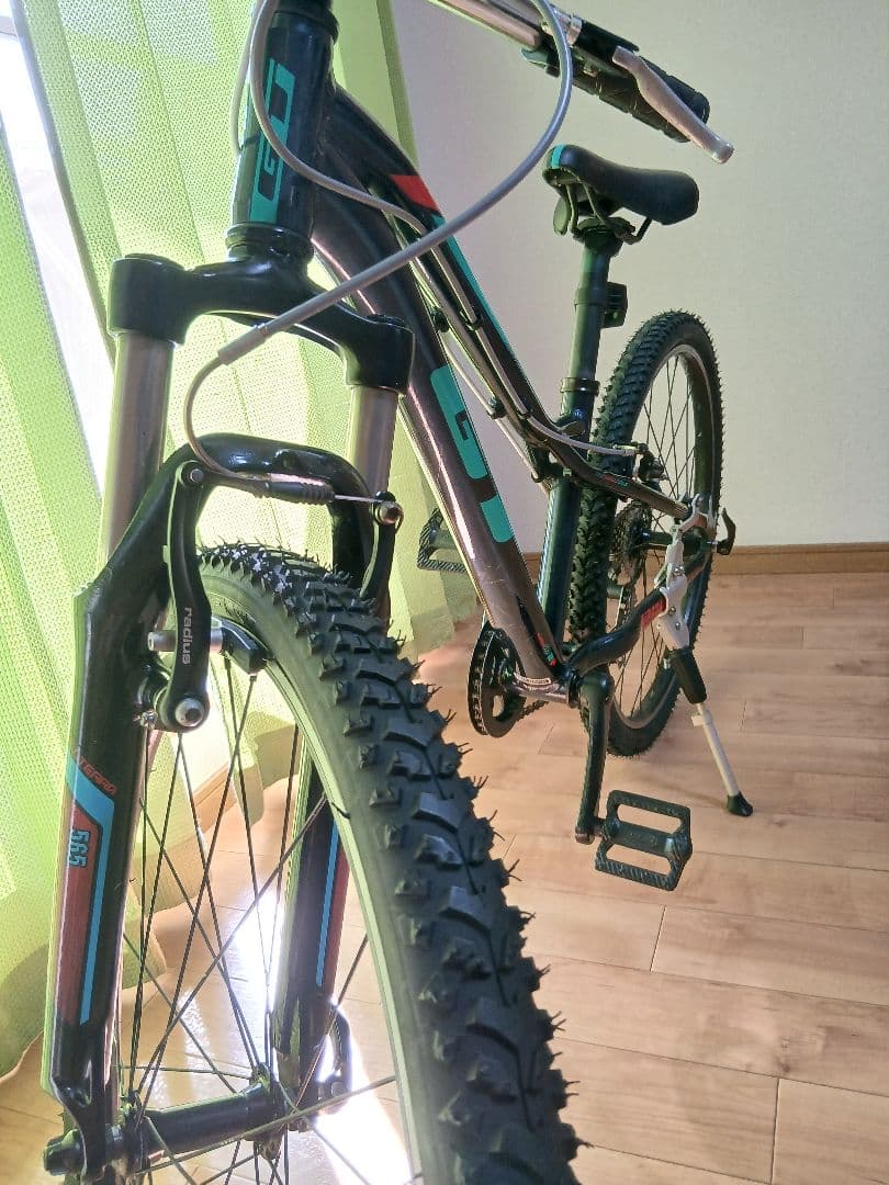 GT STOMPER PRIME 24インチ　MTB　「手渡し限定」
