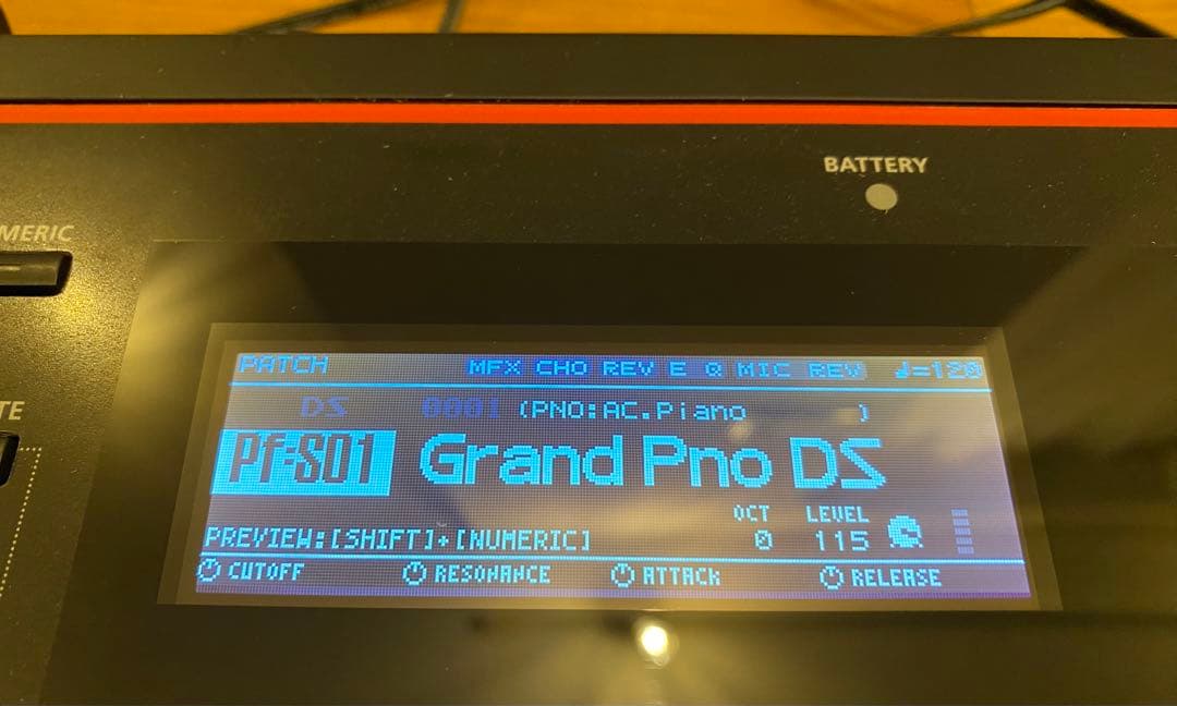 Roland JUNO-DS61B シンセサイザー　限定ブラックカラー
