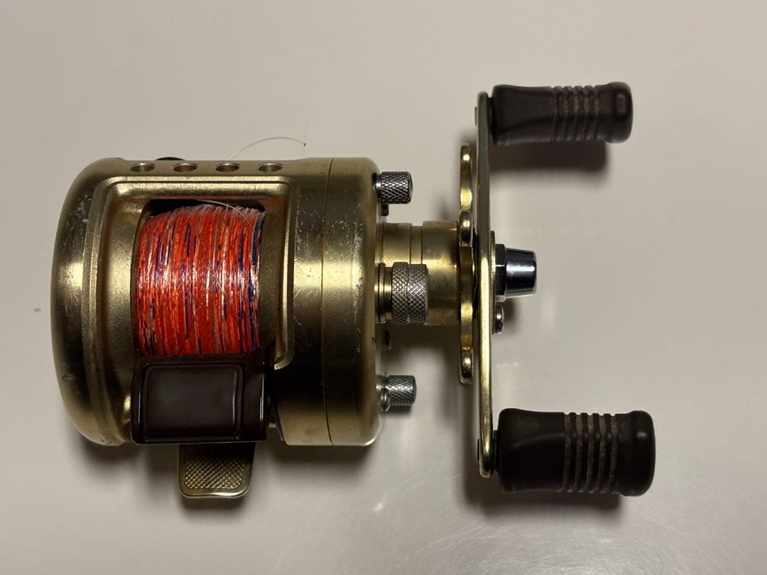 SHIMANO CALCUTTA 50XT ベイトリール　最終価格