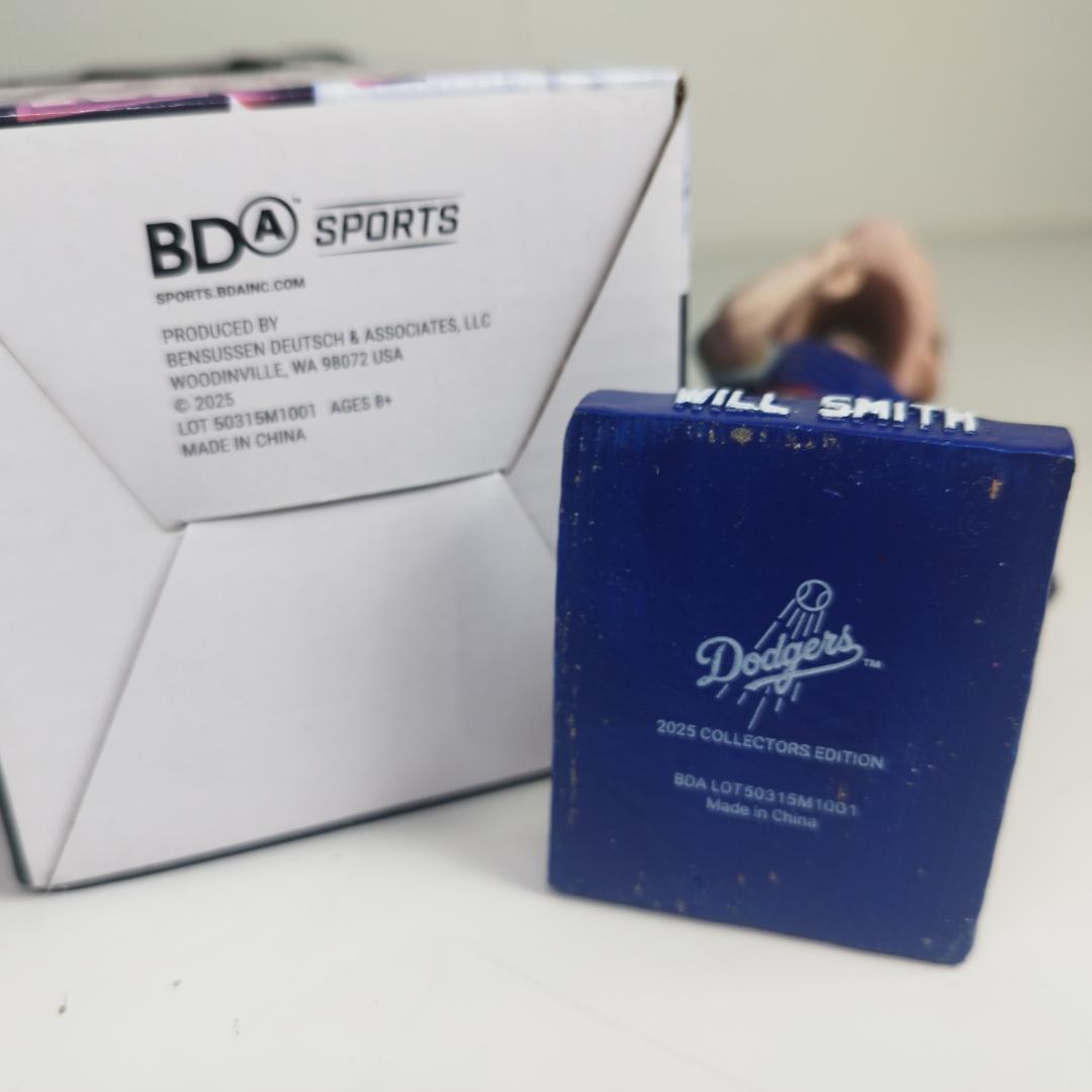 ウィル スミス ボブルヘッド 首振り人形 バブルヘッド 非売品 新品 IbZI