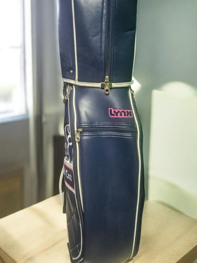 リーズ送料無料/美品Lynx Crystal Cat ゴルフバッグNAVY