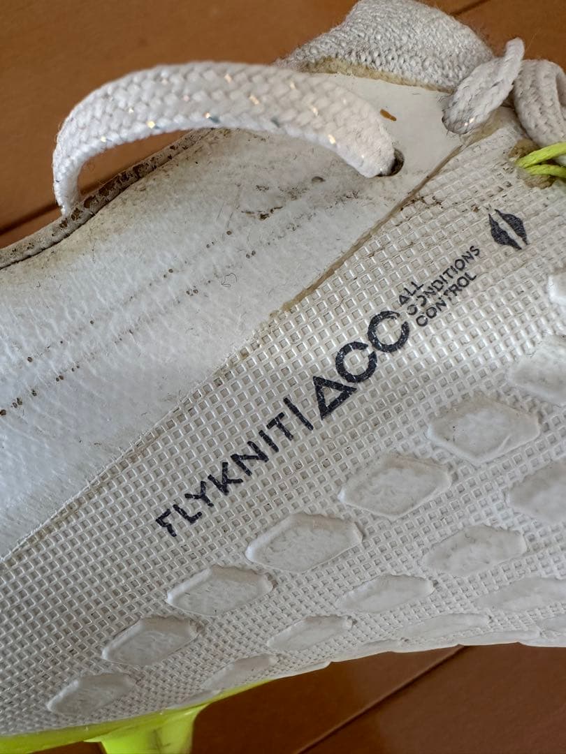 Nike Phantom ハイパーヴェノムサッカーシューズ