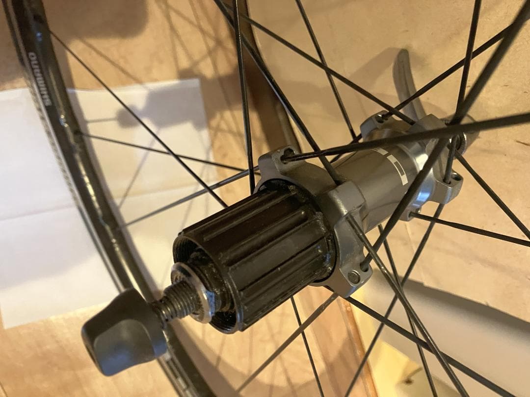 シマノ WH-RS80 C24 カーボンコンポジット軽量ホイール