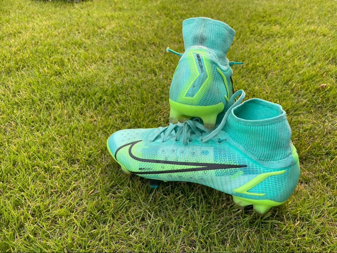 Nike マーキュリアル サッカースパイク