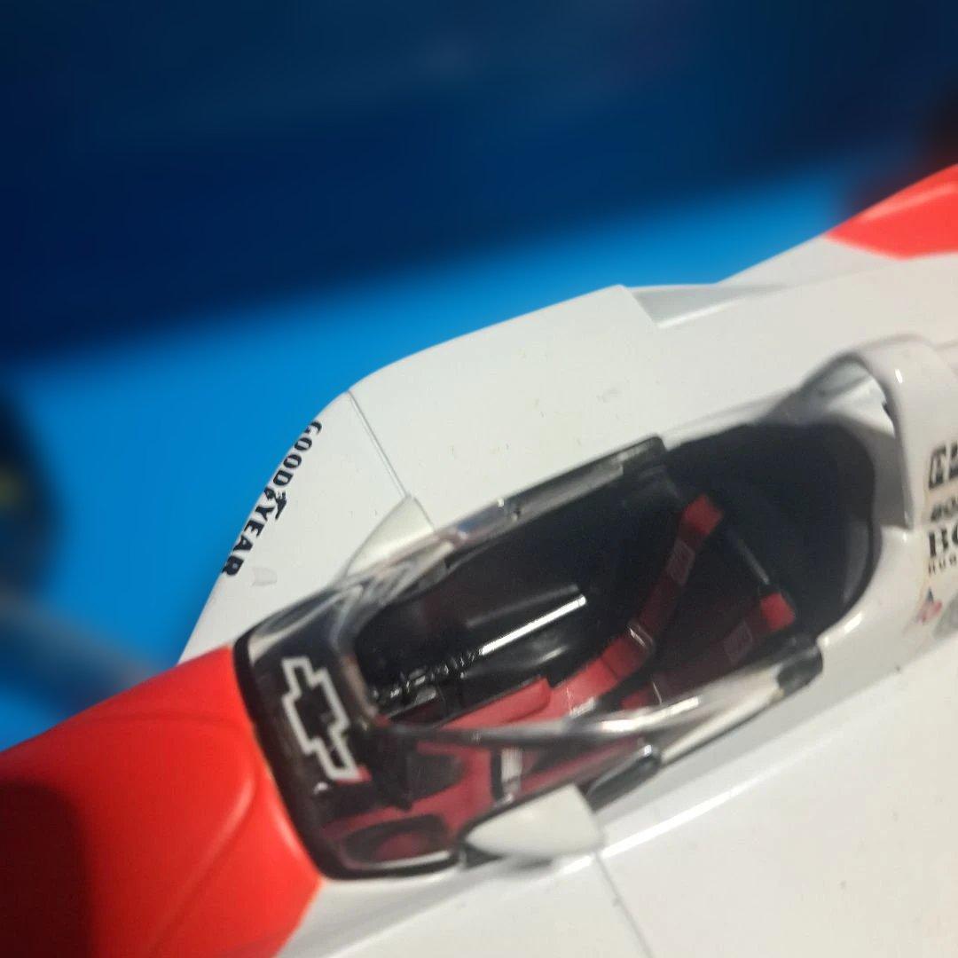ミニチャンプス 1/18 ペンスキー メルセデス PC23