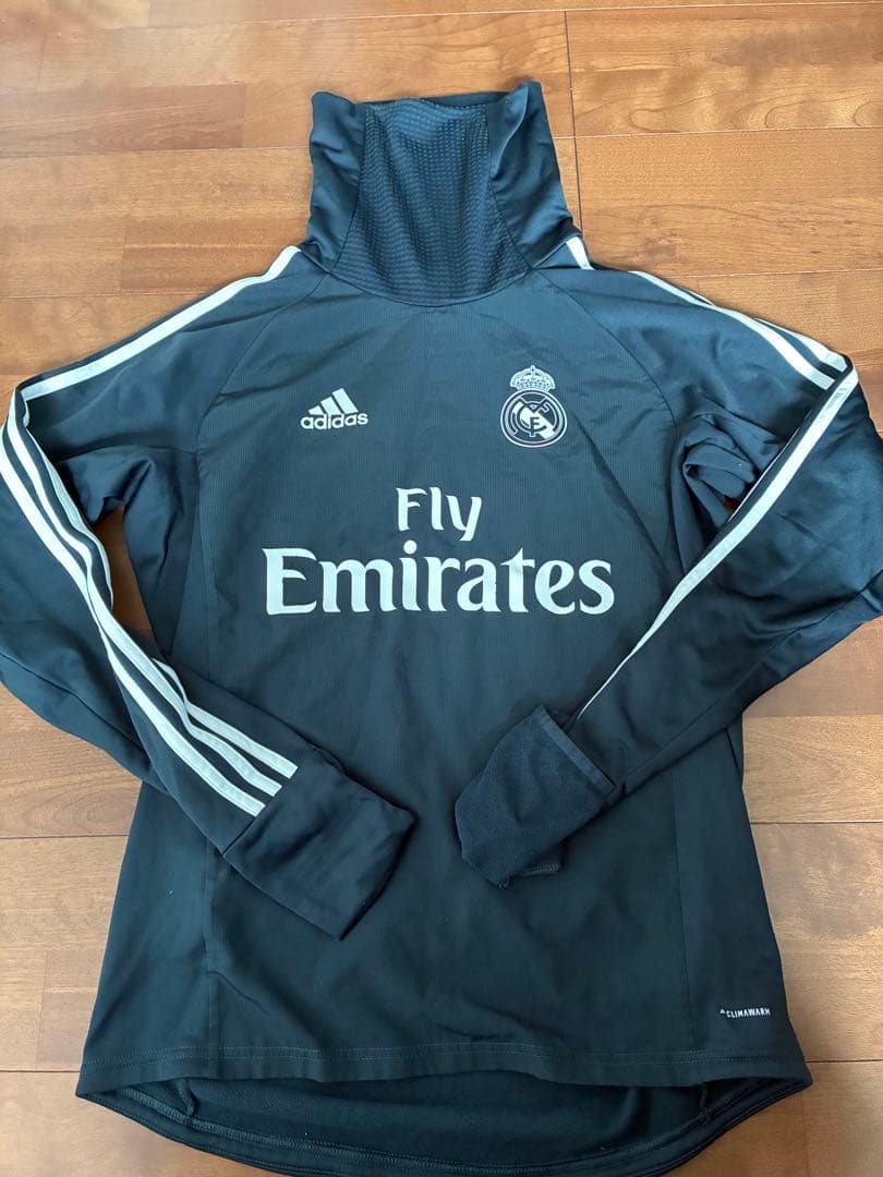 adidas Real Madrid ハイネックジャージ
