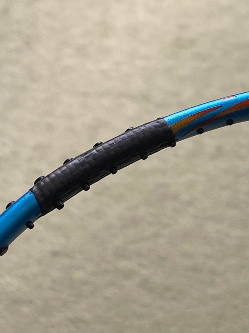 バドミントンラケットアストロクス77ブルー廃盤