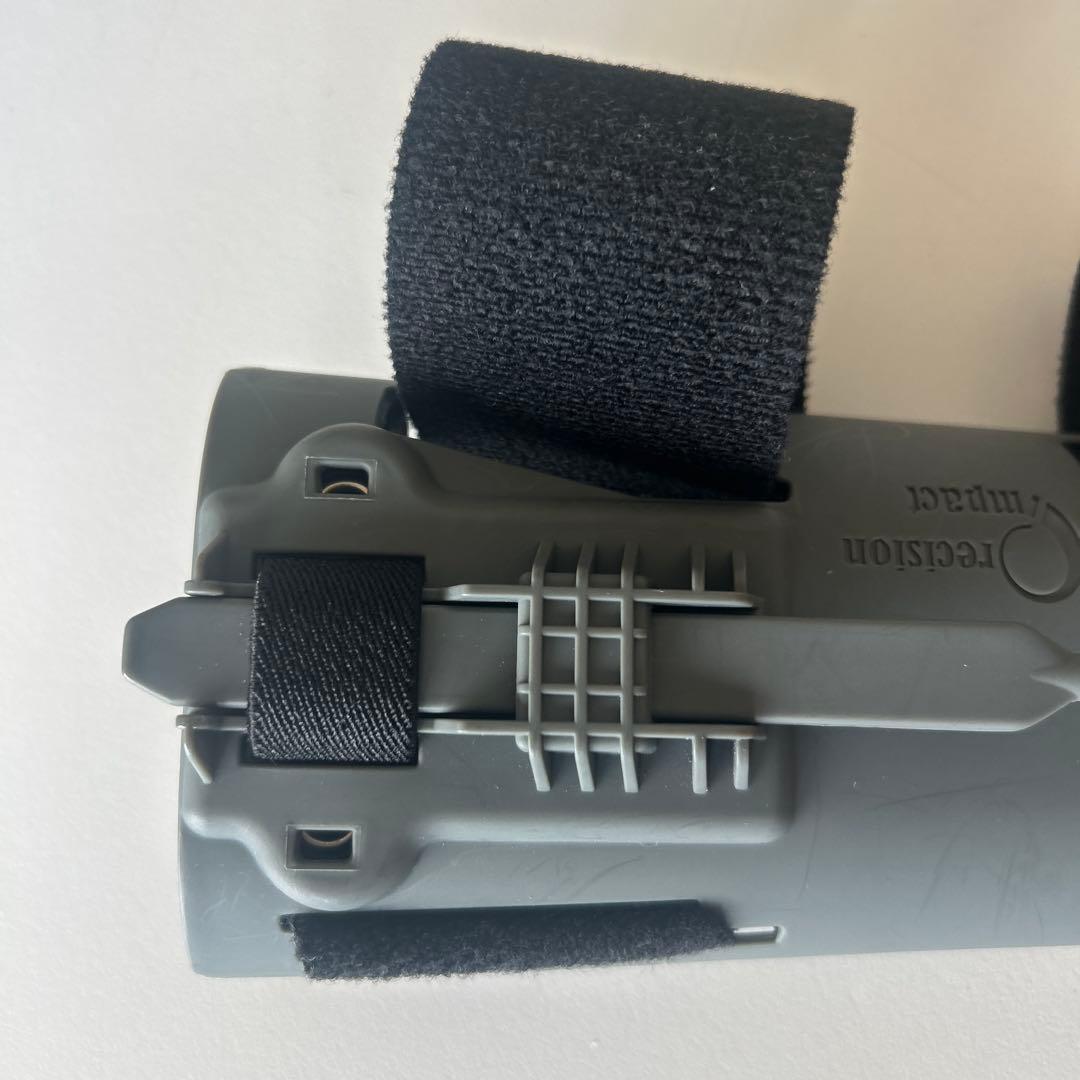 プレシジョンインパクト　ゴルフ練習器具