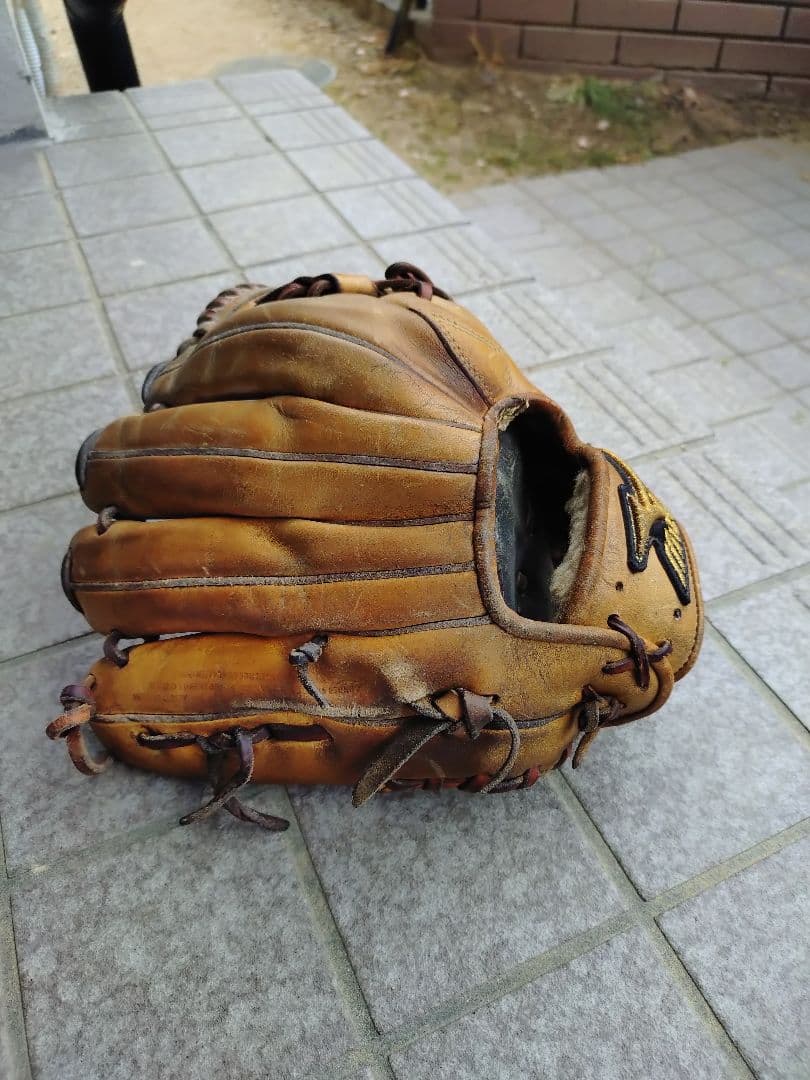 ミズノプロ硬式用グローブ　内野手セカンド