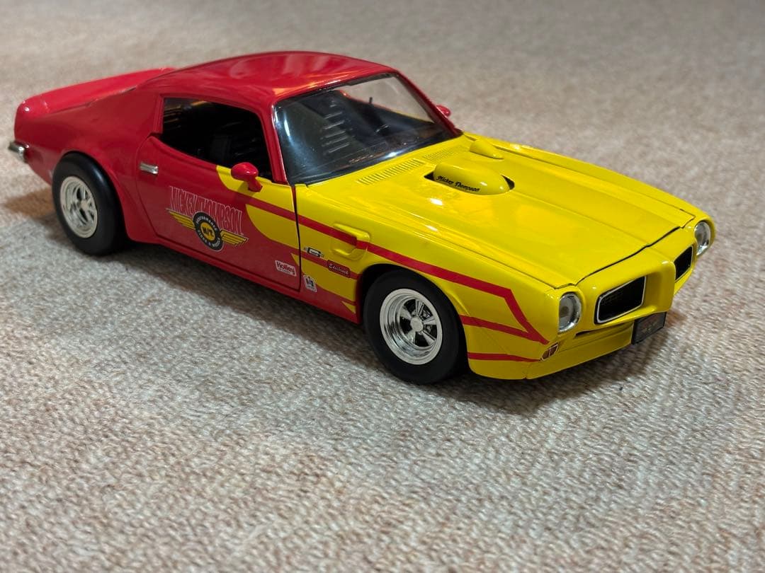 ERTL 1/18 ミニカー　ファイヤーバード トランザム