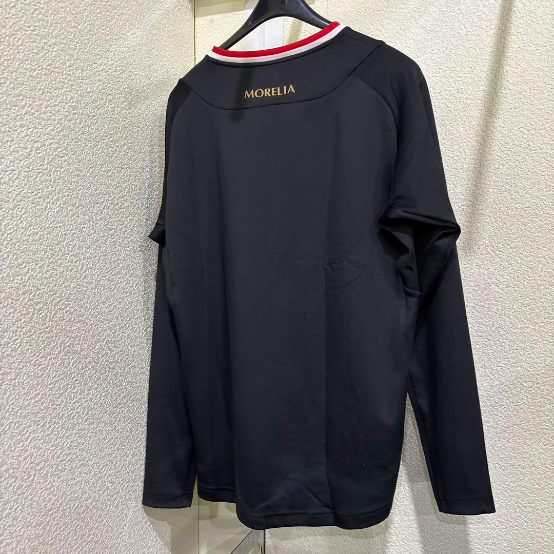 ミズノモレリアトレーニングウェア新品