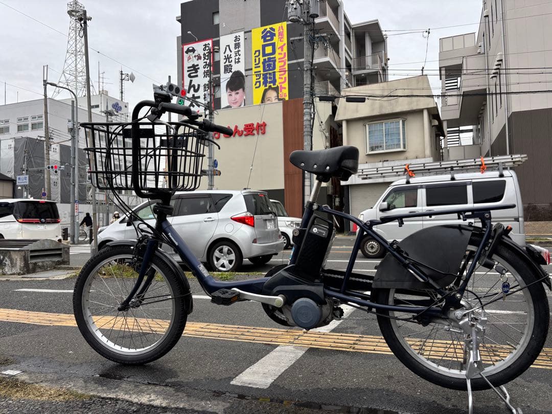中古Panasonic電動アシスト自転車　8Ah 大阪　084