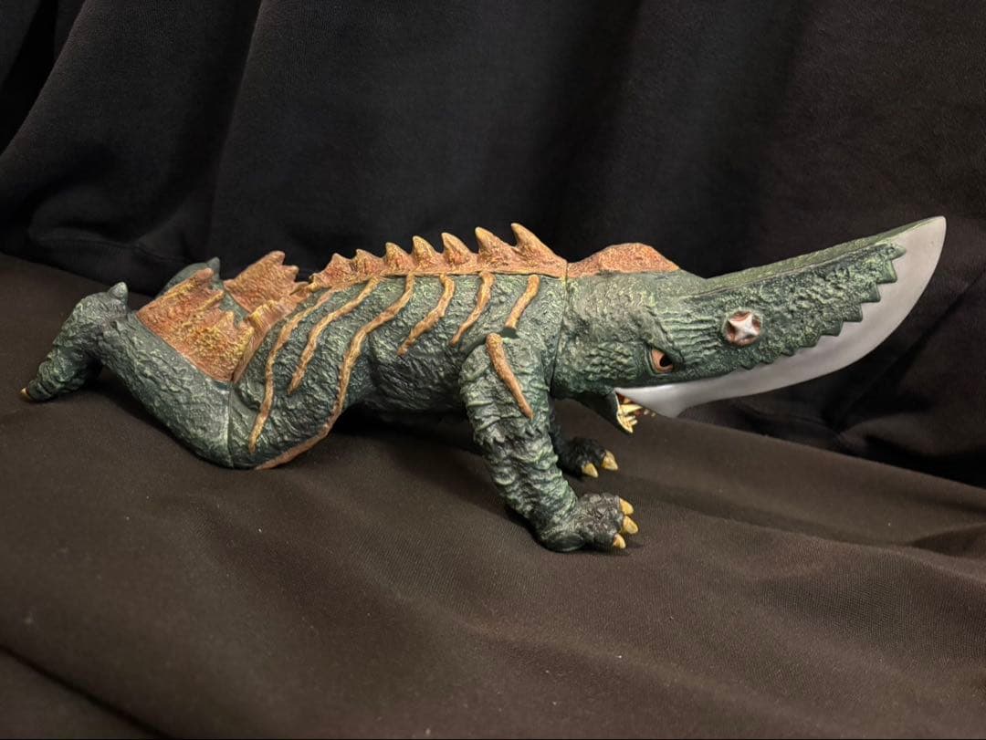 大悪獣 ギロン メガフィギュアシリーズ ガメラ ロケットプロ ソフビ