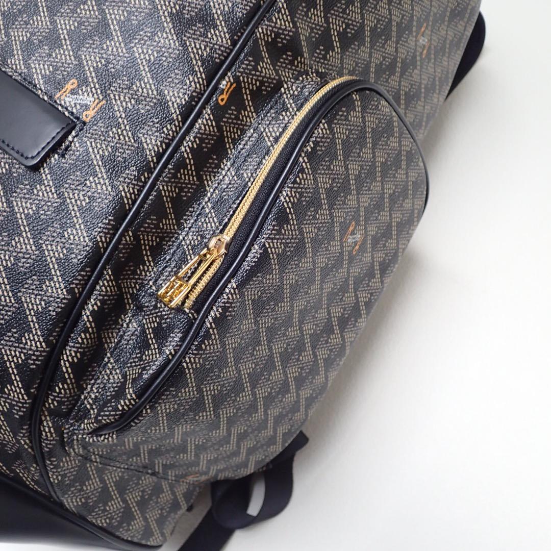 レザレクション　ラルス　No.１ シューズインポケット バックパック　美品