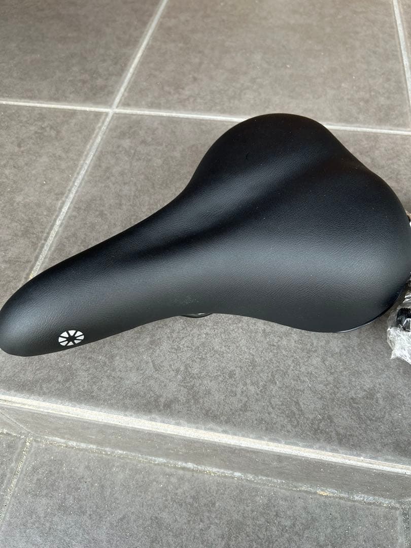 超美品　折りたたみ自転車 DAHON HIT シート　ペダル　新品未使用ブラック